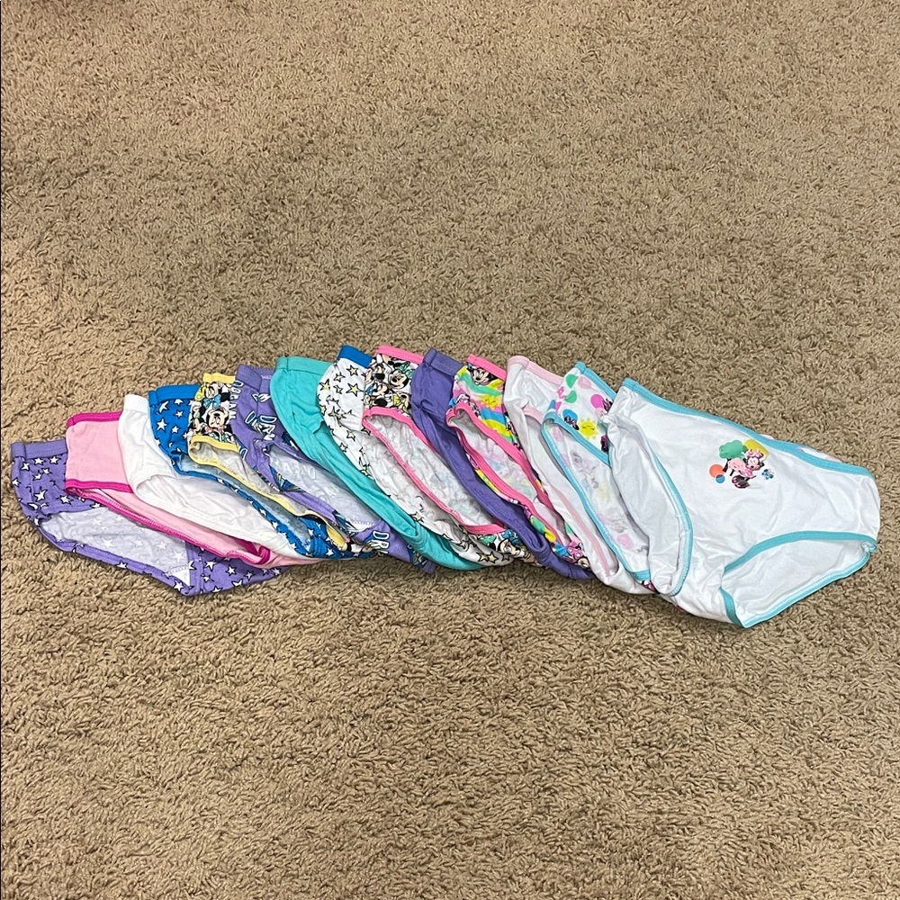 NWOT Kids Character Print Underwear (14) Set - Multicolor